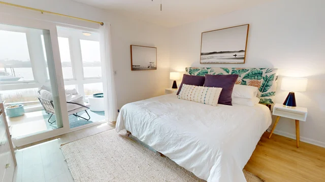 Bedroom 1 image 1