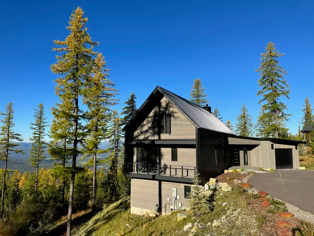 @HouseonGlacier Ski-in, Ski-Out with Private Hot Tub & View