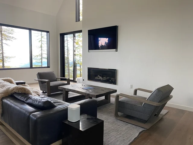 @HouseonGlacier Ski-in, Ski-Out with Private Hot Tub & View