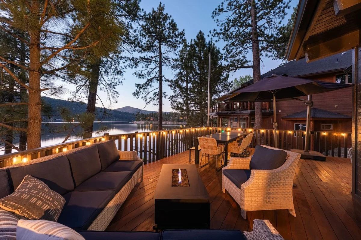 TheLakeHouz | Private Dock, Hot Tub w/ Lake Views #58