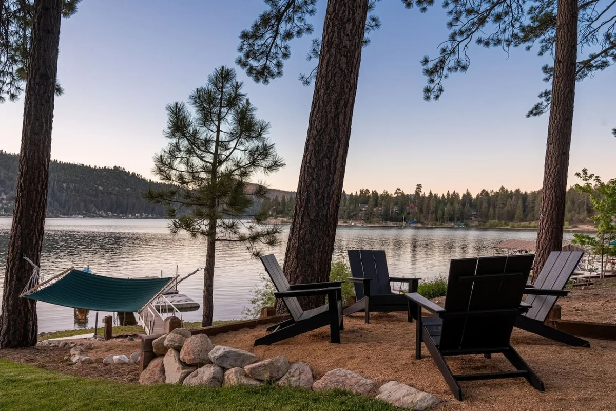 TheLakeHouz | Private Dock, Hot Tub w/ Lake Views #92