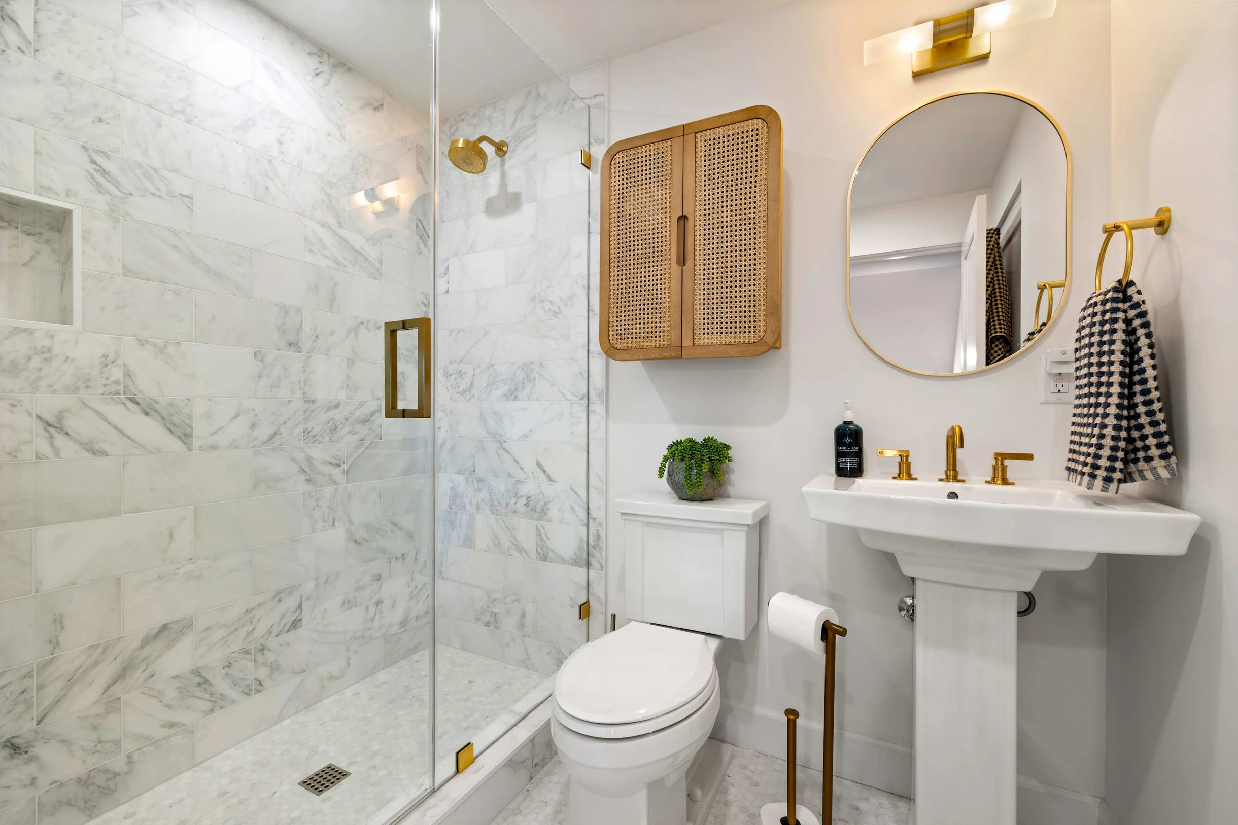 4BR | Steps to Beach + Bay: BBQ, Dog Friendly #16