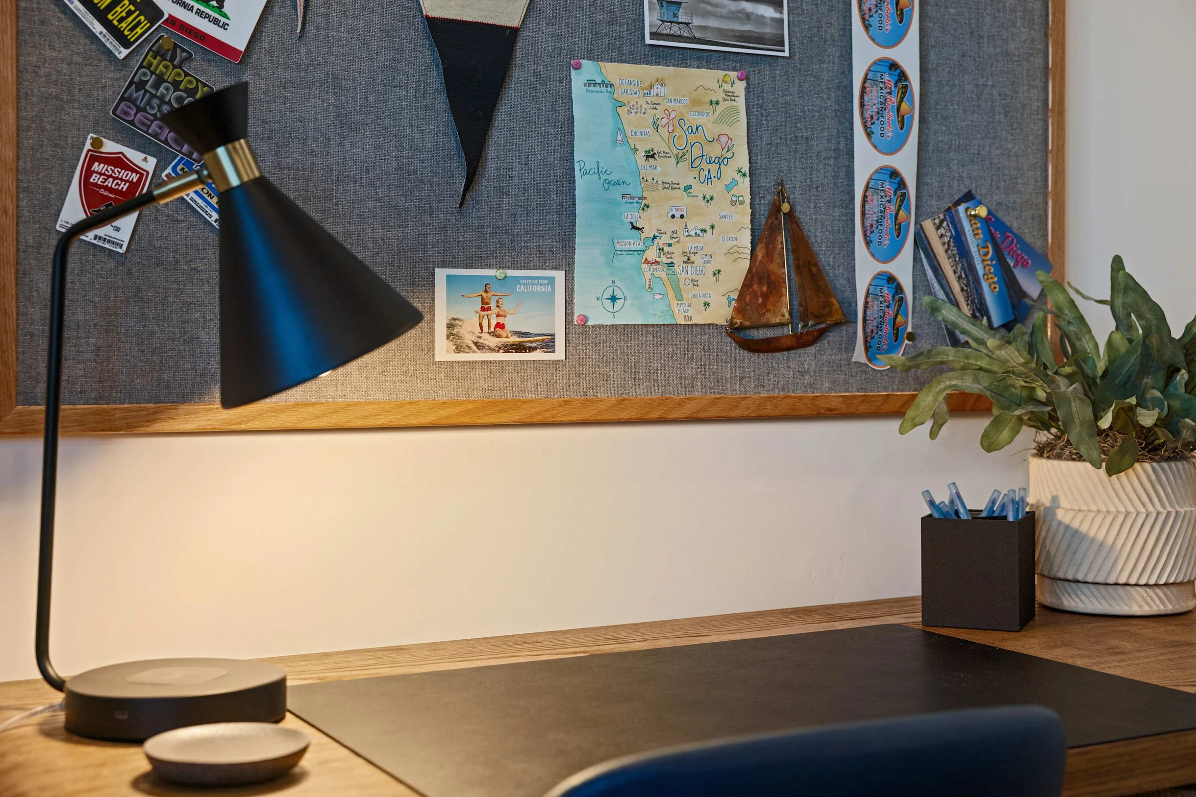 4BR | Steps to Beach + Bay: BBQ, Dog Friendly #66