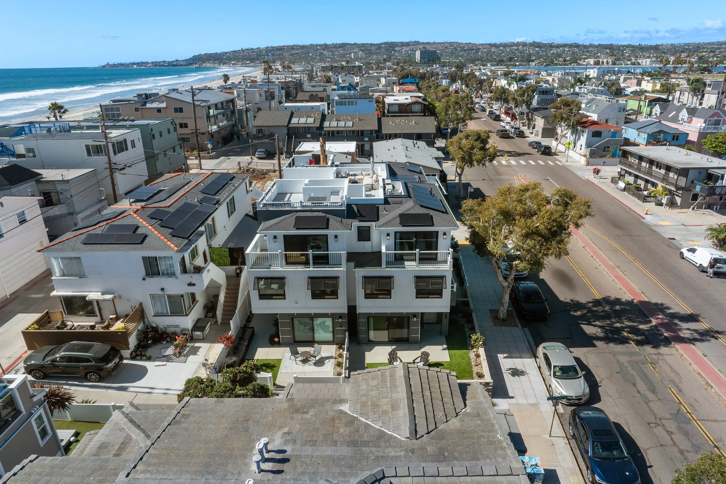 4BR | Steps to Beach + Bay: BBQ, Dog Friendly #50