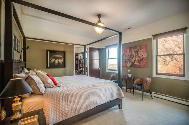 Bedroom 1 image 1
