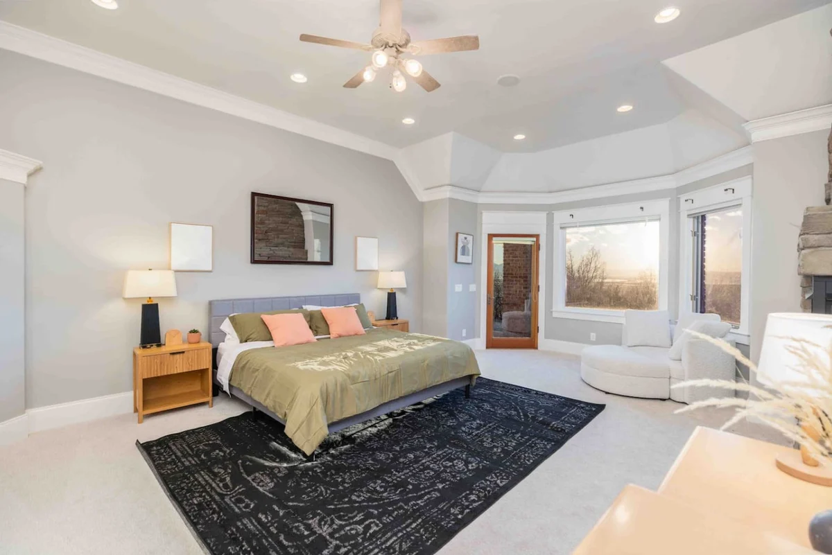 Bedroom 1 image 1