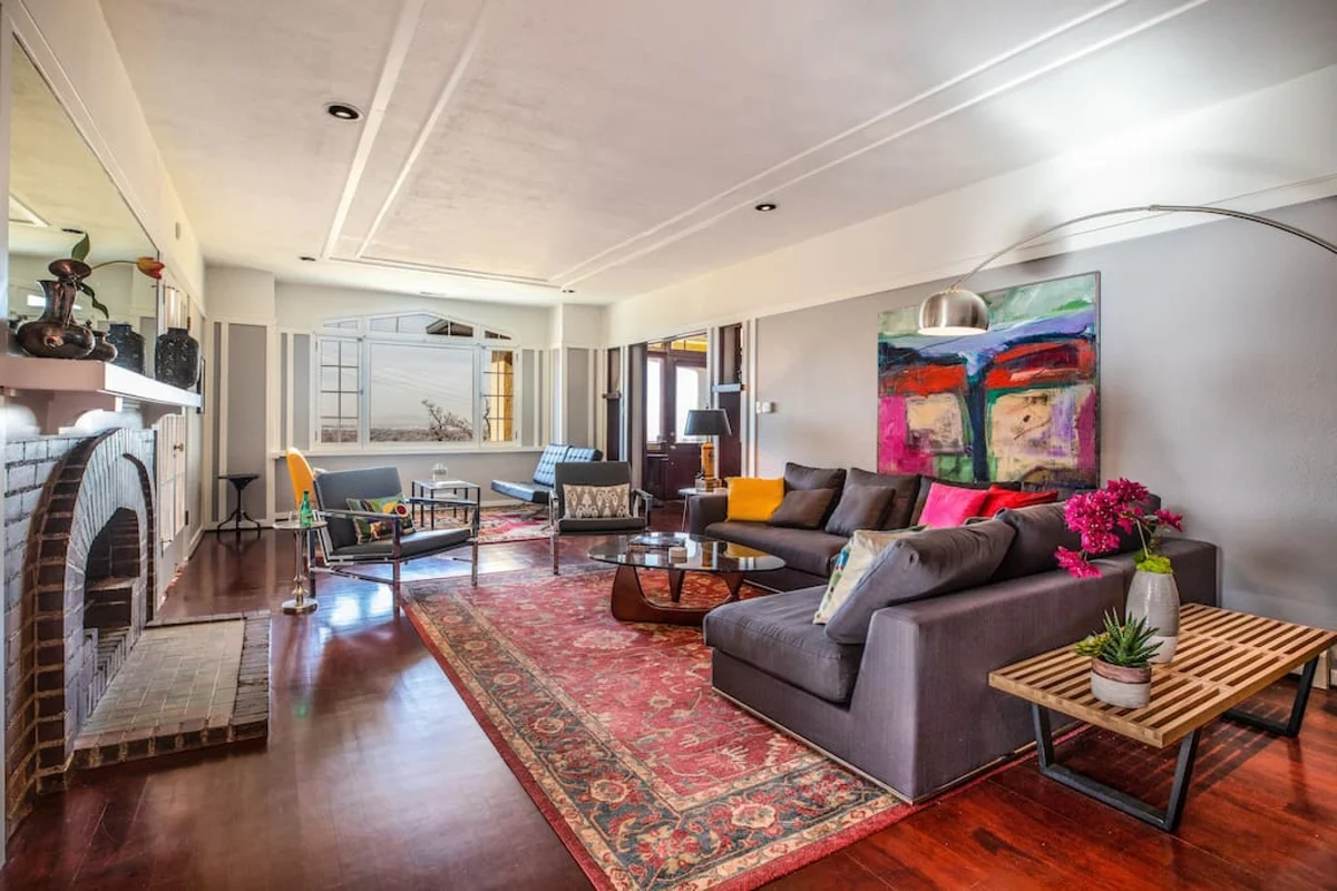 Home in Salt Lake City property photo 3