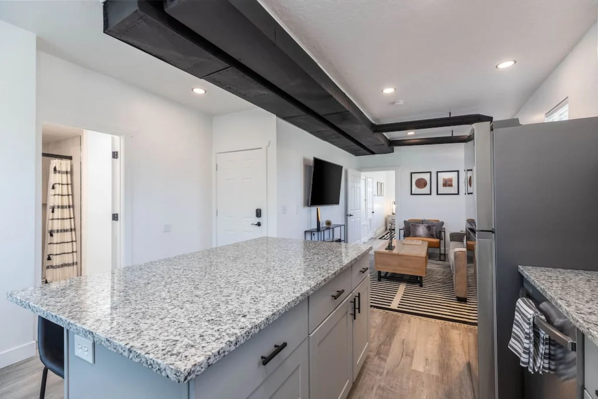 Trolley Square Vacation Rental Near Downtown Salt Lake City, Barber Suite property photo 5