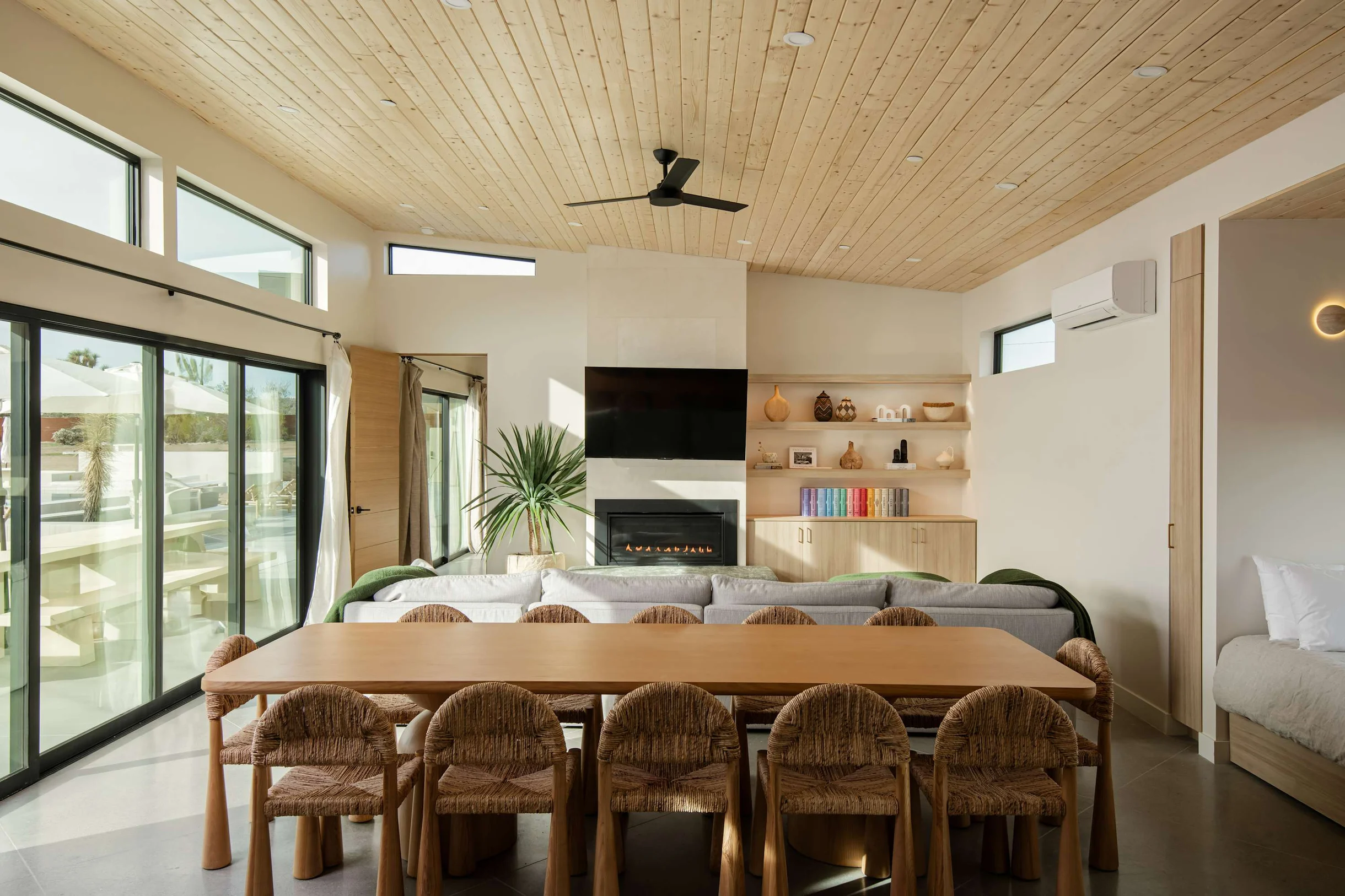 Home in Yucca Valley property photo 4
