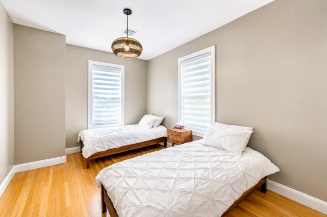 BEDROOM image 1