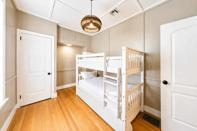 BEDROOM image 1