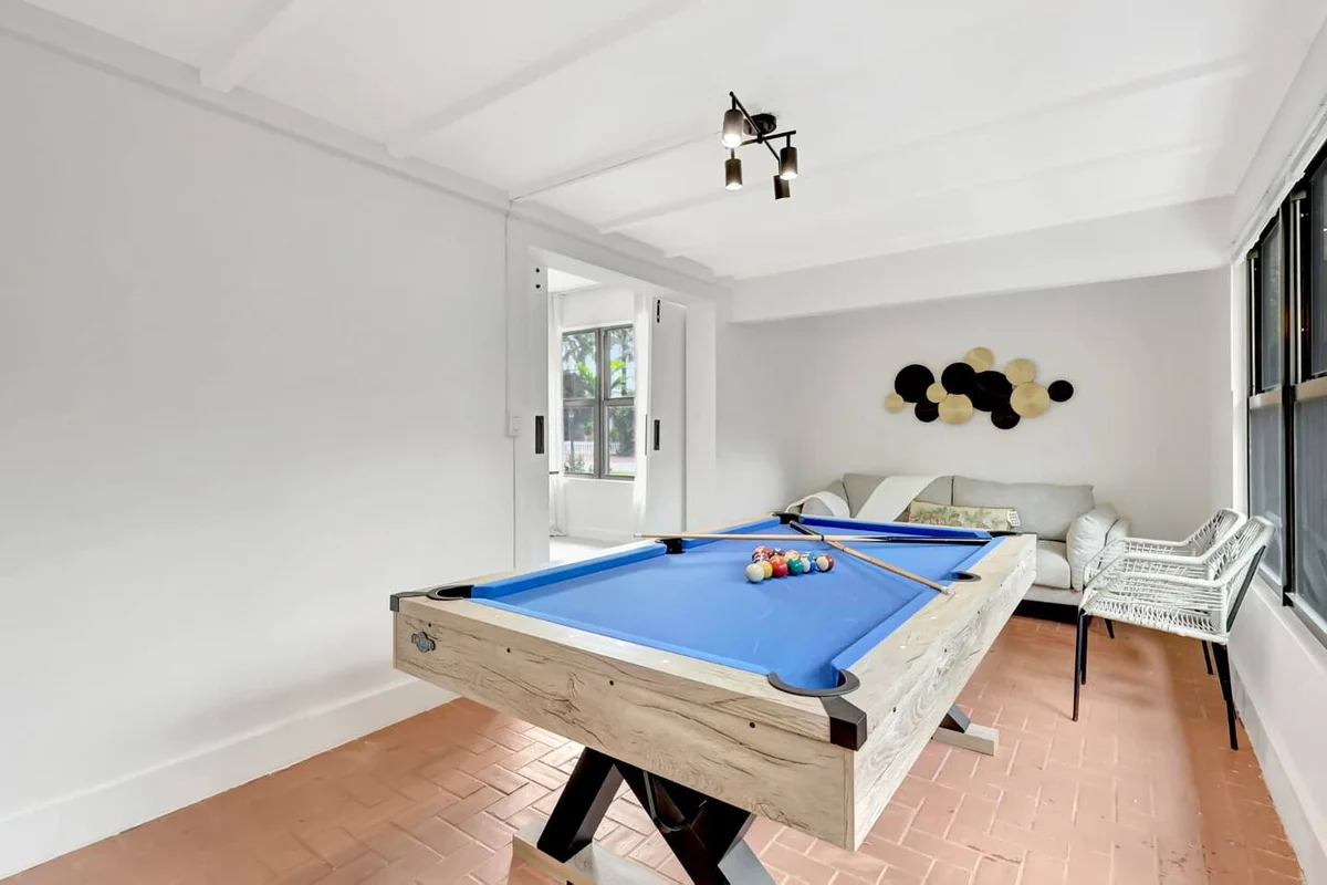Home in Fort Lauderdale property photo 3