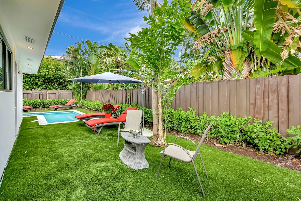 Home in Fort Lauderdale property photo 4