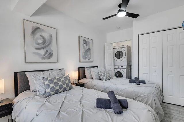 BEDROOM image 1