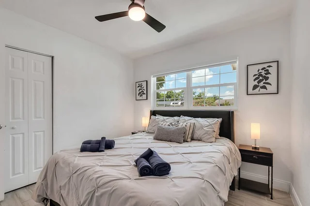 BEDROOM image 1