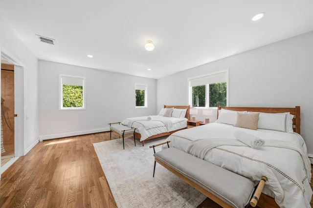 BEDROOM image 1