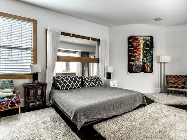Bedroom 1 image 1