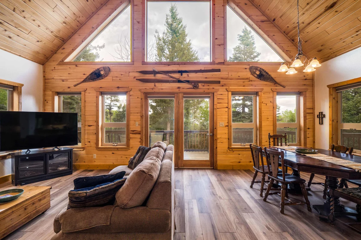 Parker Chalet property photo 4