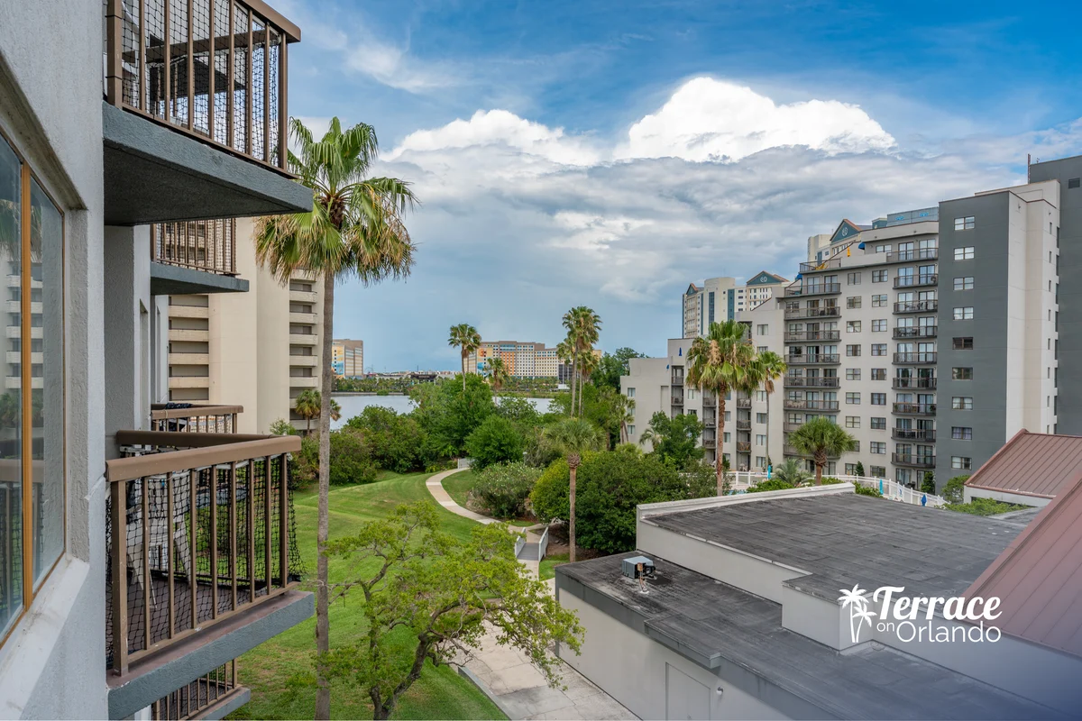 Fireworks View Balcony King Studio, 3408 (Deluxe) property photo 3