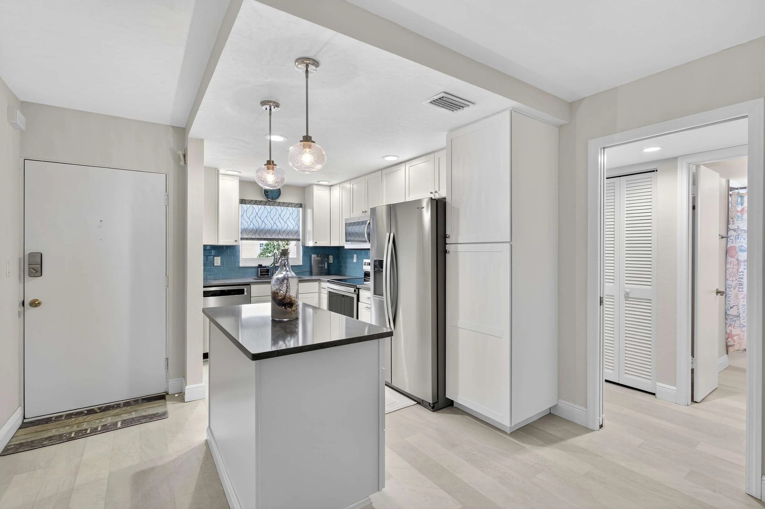 Apartment in Florida property photo 3