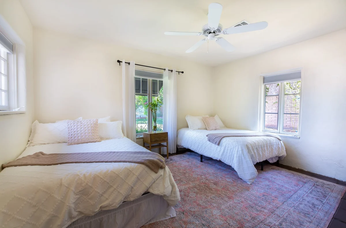 Luxury Retreat in Phoenix's Arcadia #5