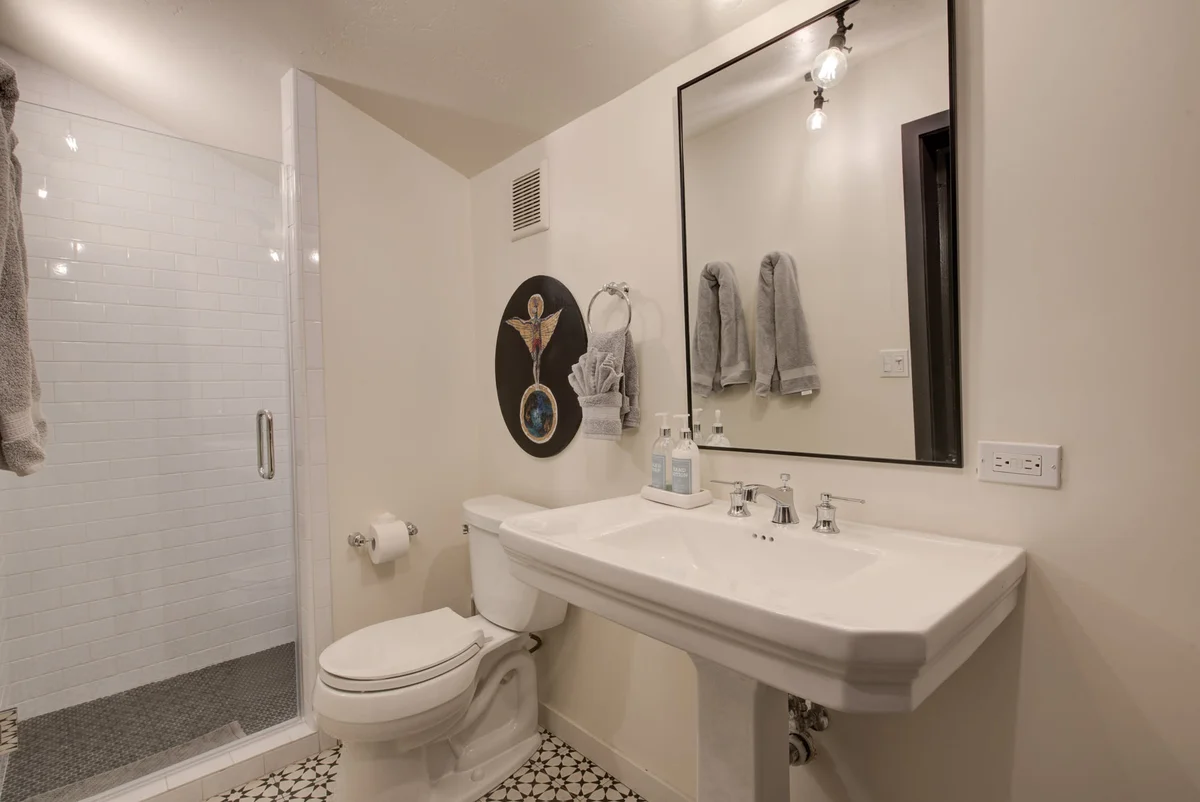 Luxury Retreat in Phoenix's Arcadia #20