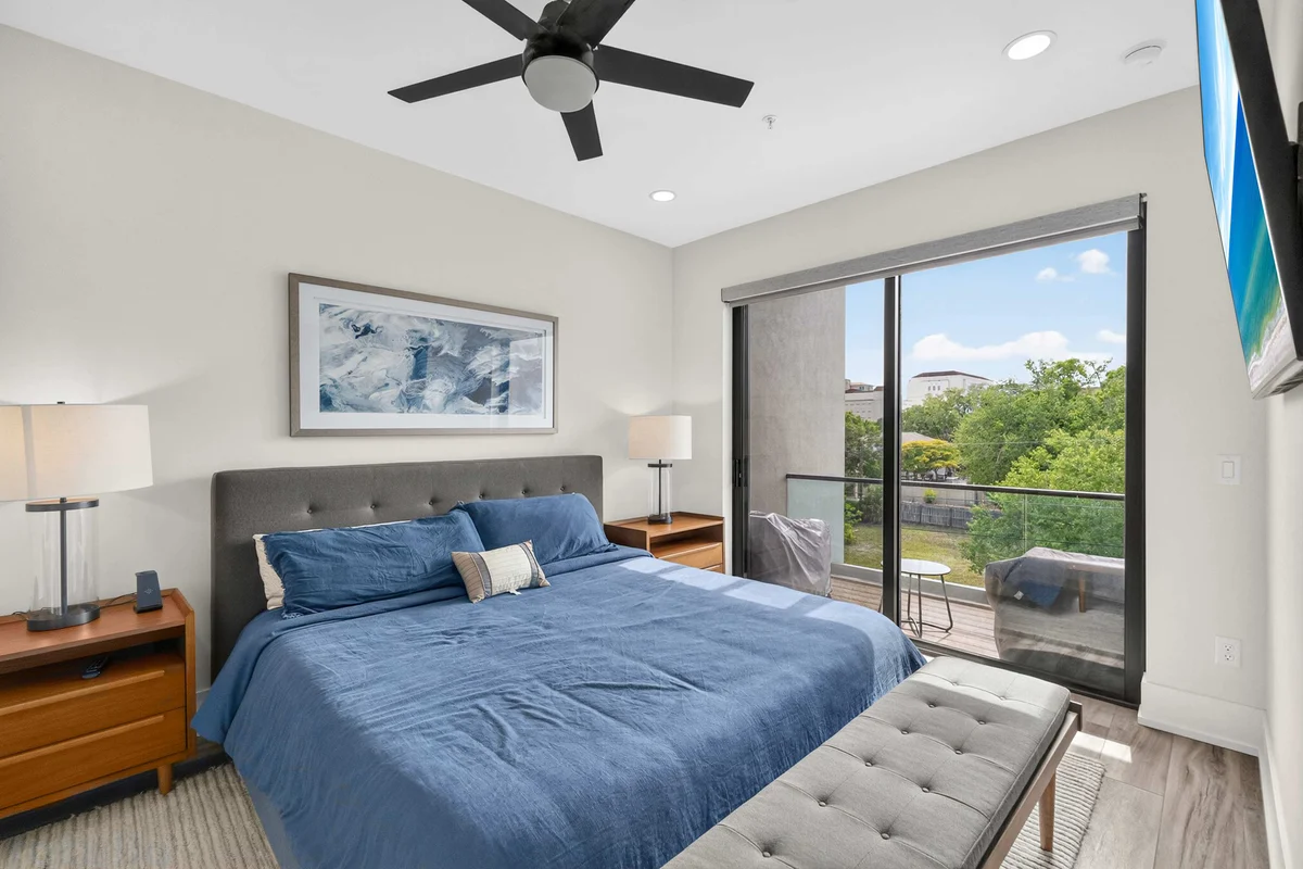 Bedroom 1 image 1