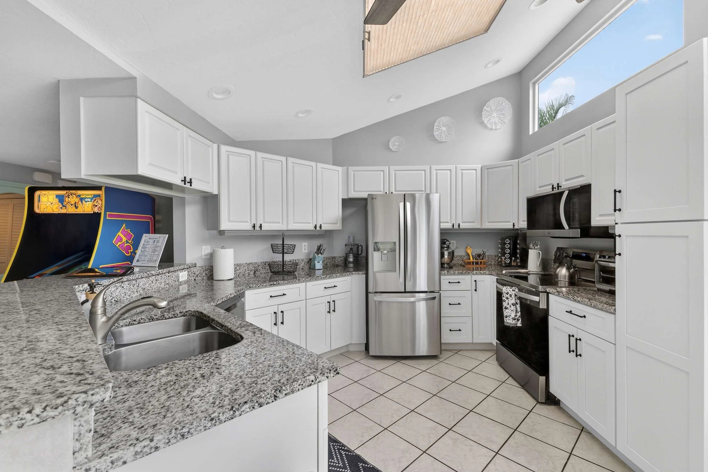 Home in Siesta Key property photo 3