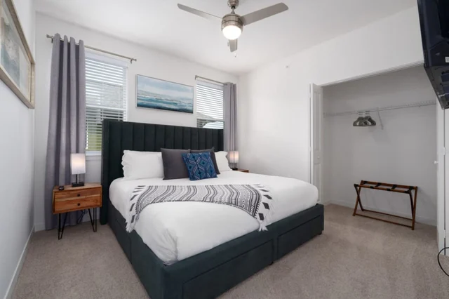 Bedroom 1 image 1