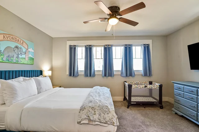 Bedroom 3 image 1