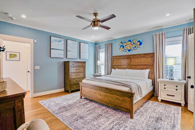 Bedroom 1 image 1