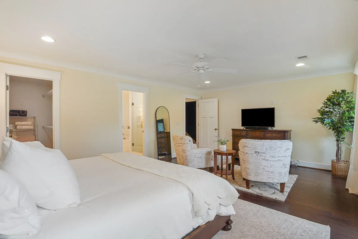 Bedroom 4 image 1