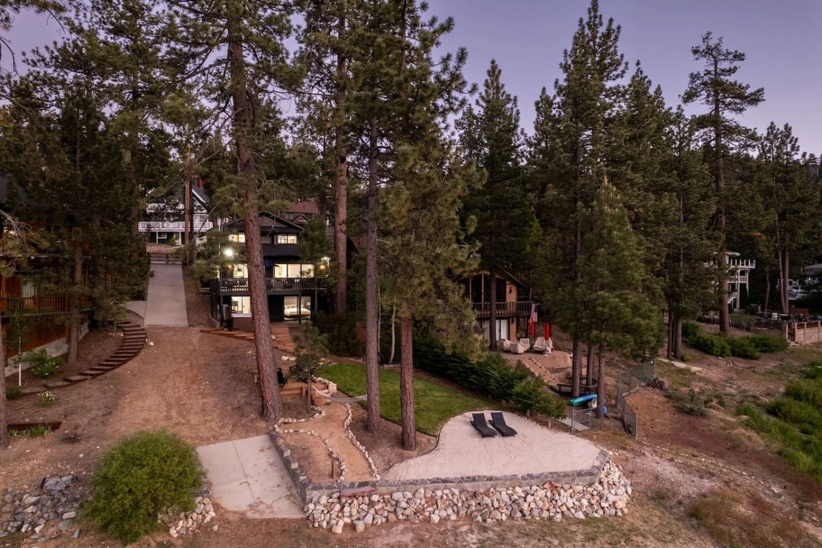 TheLakeHouz | Private Dock, Hot Tub w/ Lake Views #110