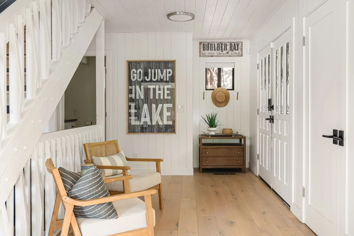 TheLakeHouz | Private Dock, Hot Tub w/ Lake Views #129