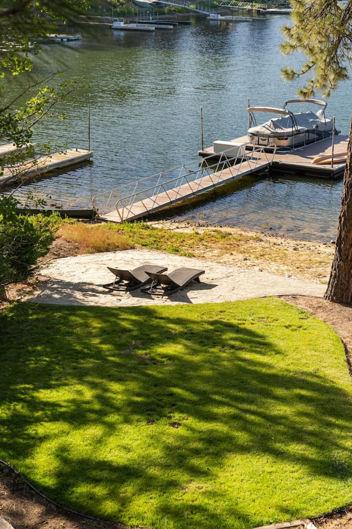 TheLakeHouz | Private Dock, Hot Tub w/ Lake Views #151