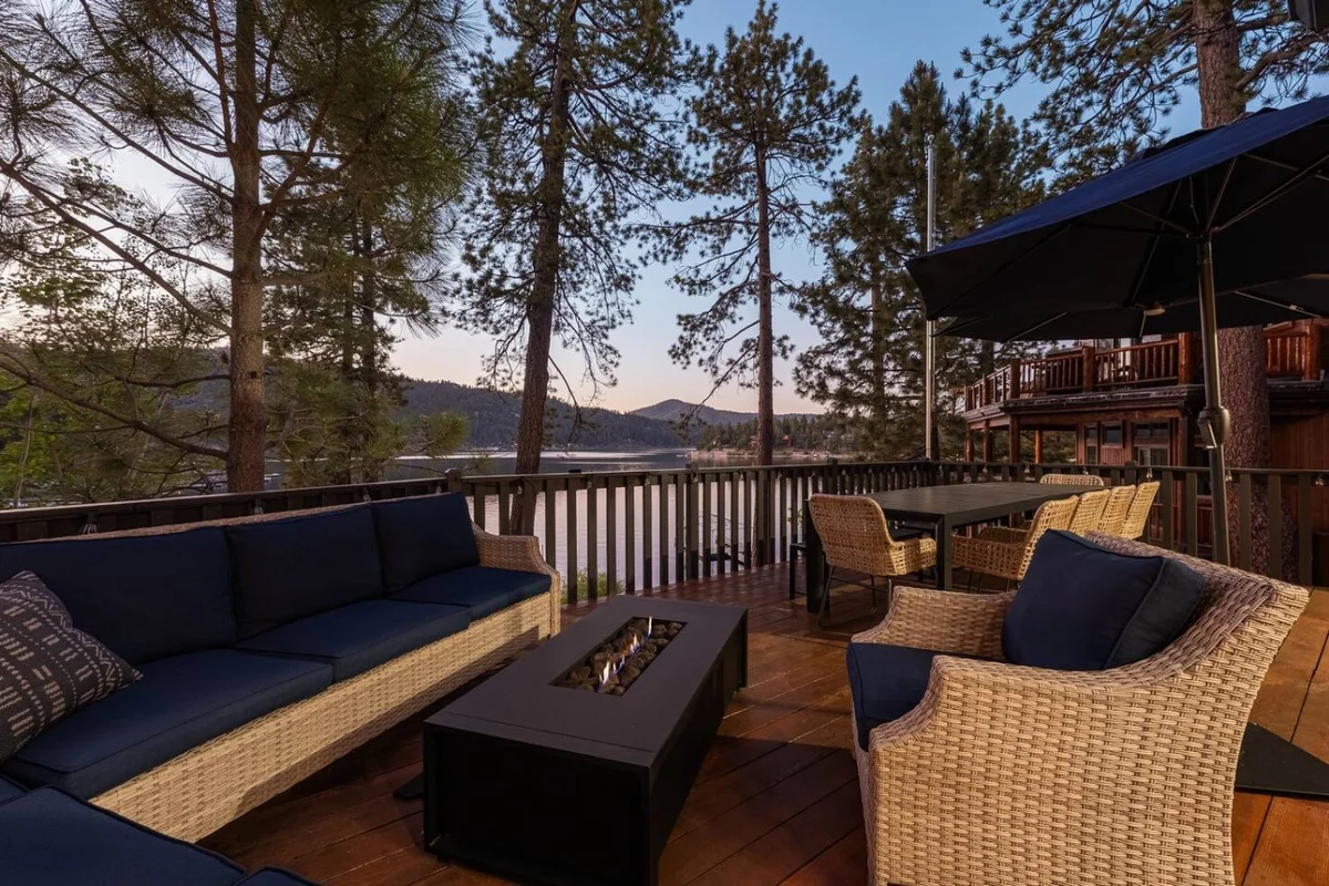 TheLakeHouz | Private Dock, Hot Tub w/ Lake Views #161