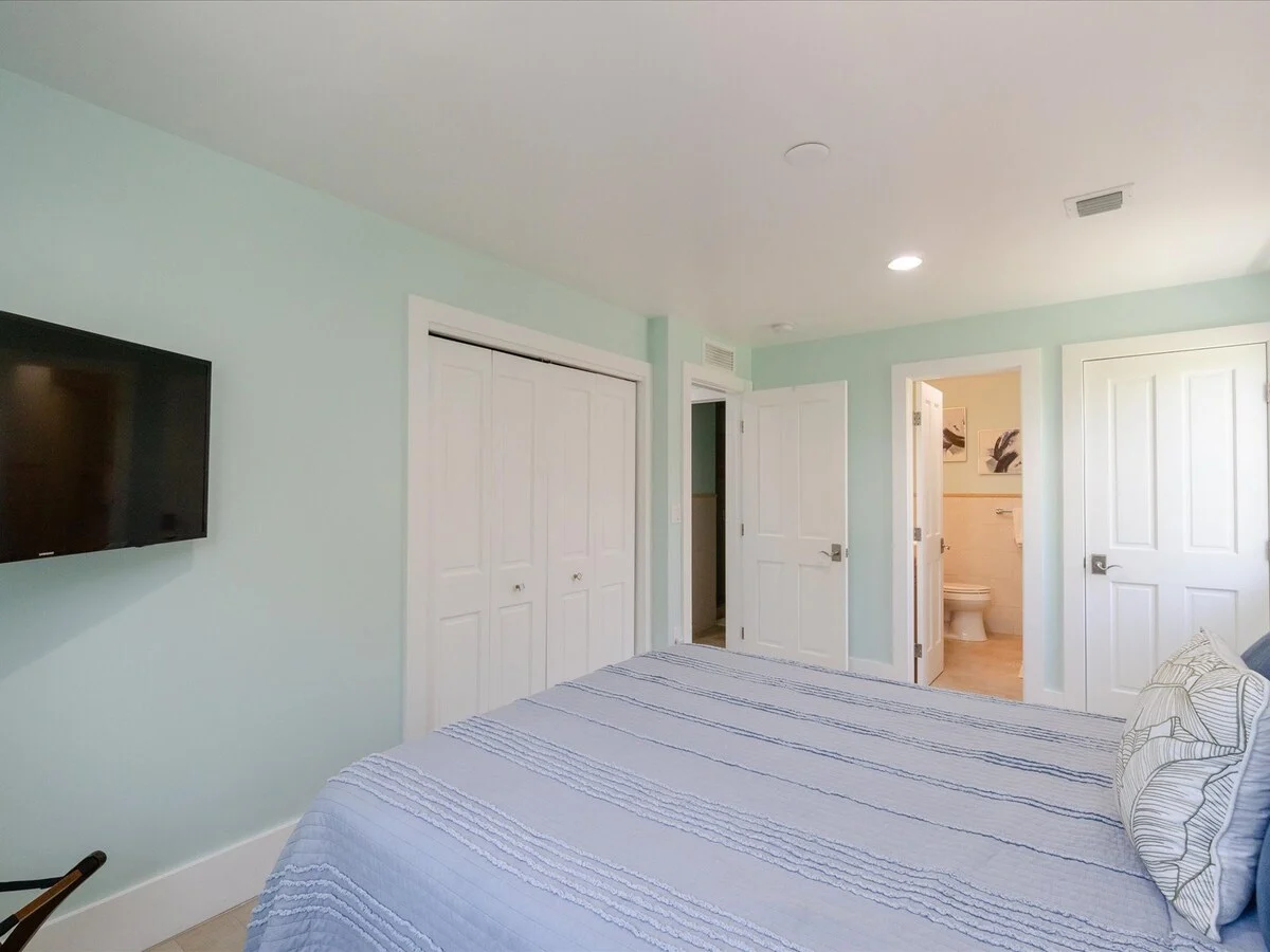 Bedroom 3 image 1