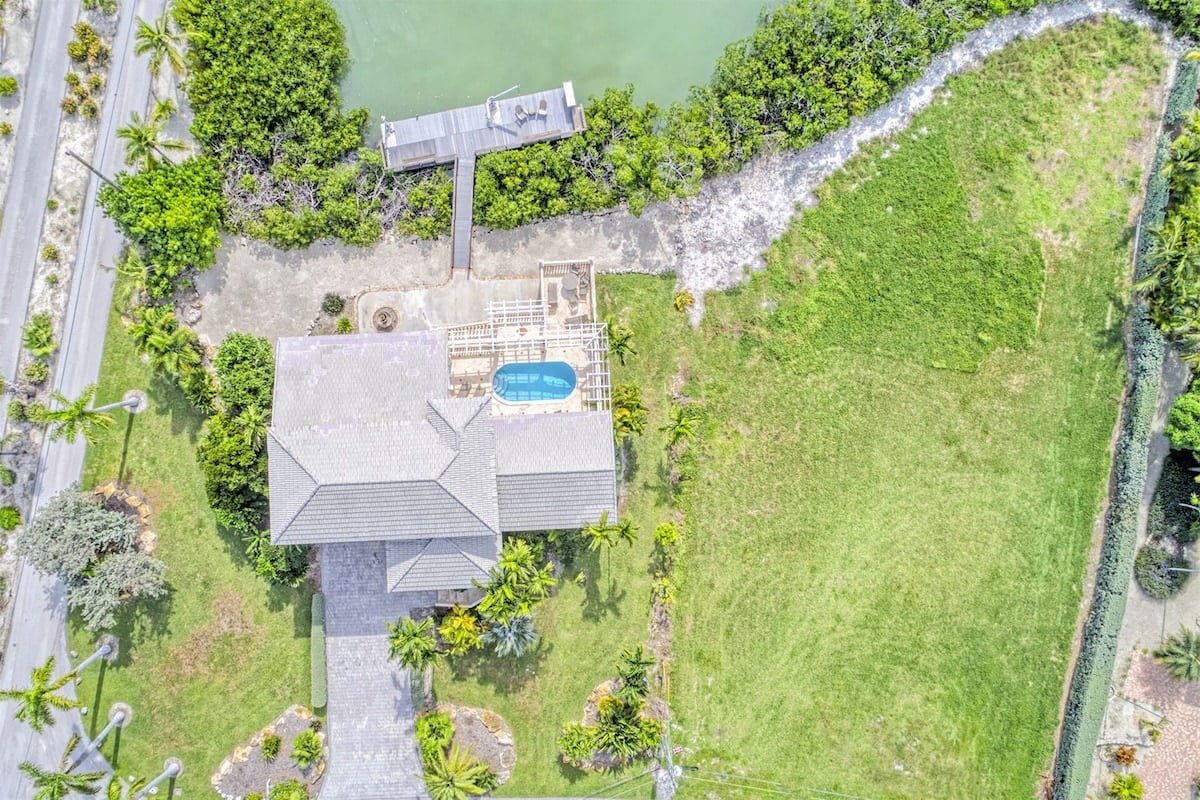 Home in Marathon property photo 3