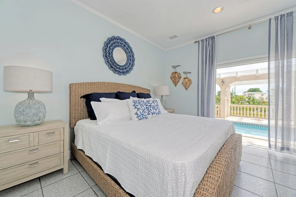 Bedroom 1 image 1