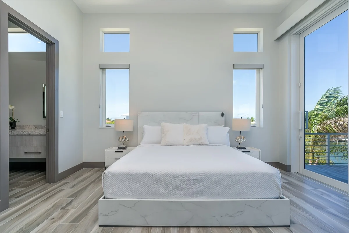 Bedroom 1 image 1