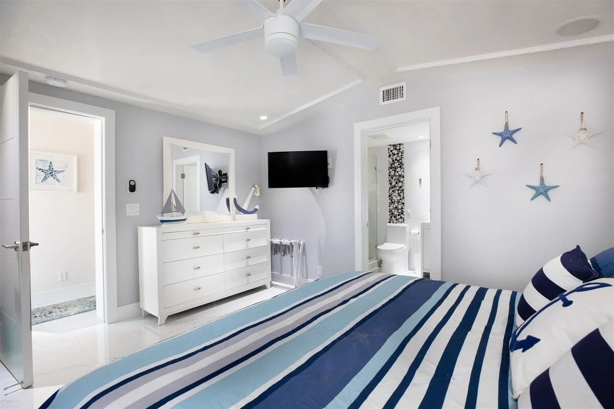Bedroom 4 image 1