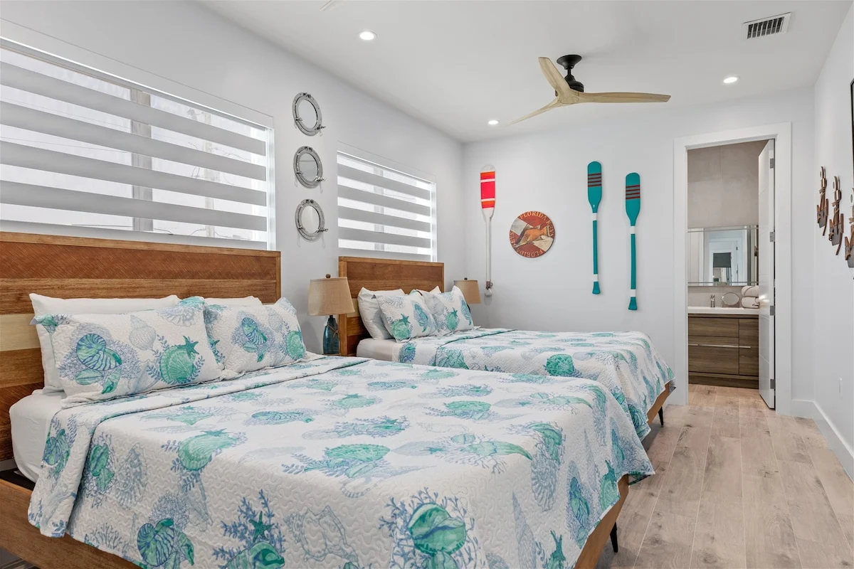 Bedroom 1 image 1