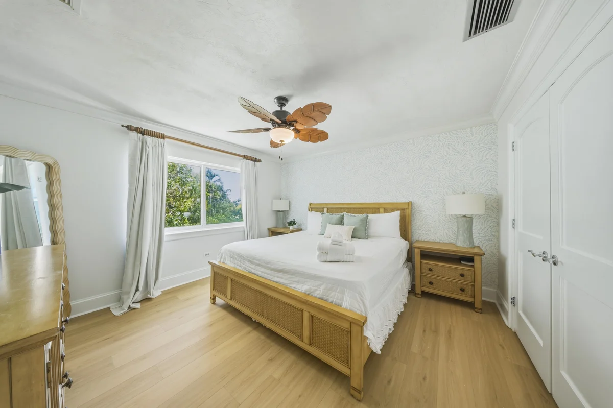 Bedroom 3 image 1