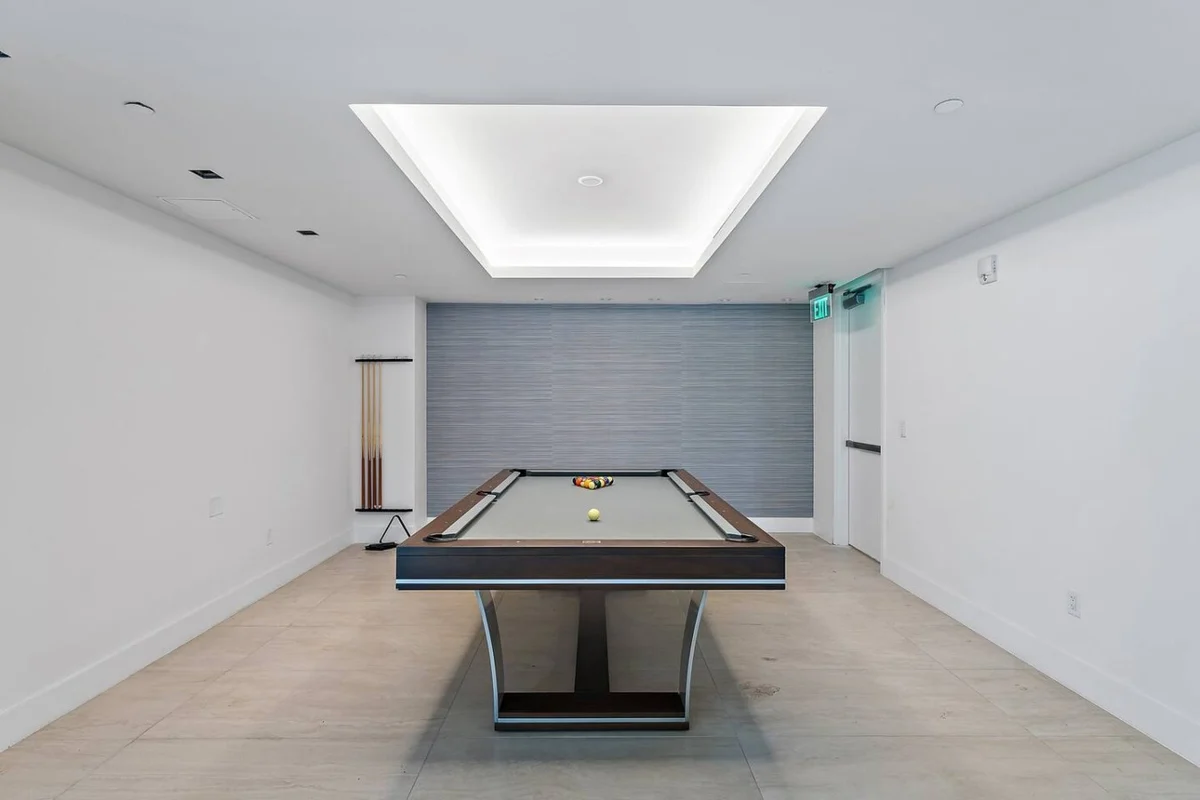Luxury $7M Penthouse in Amrit 3BR 3BA | Oceanfront #25