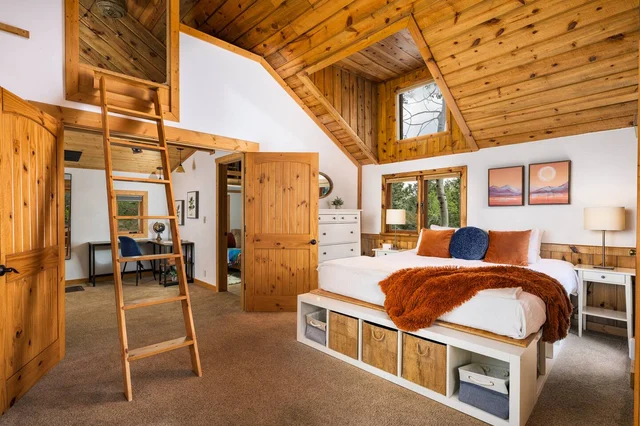 BEDROOM image 1