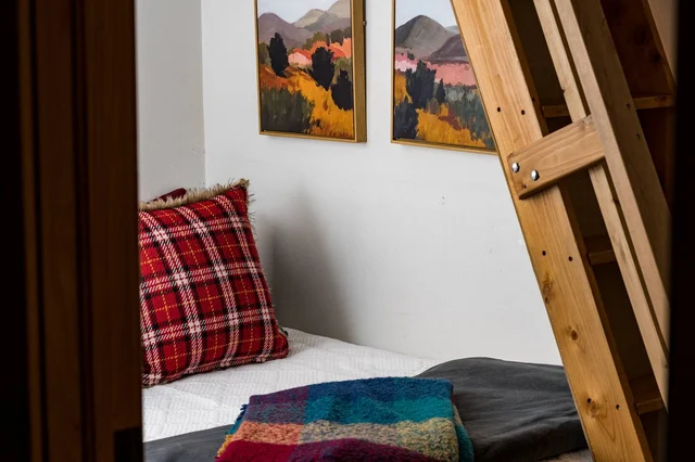 BEDROOM image 1