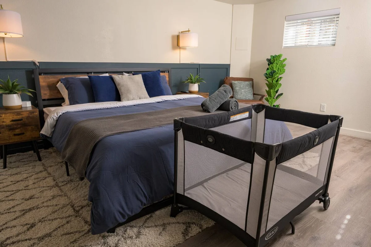Cozy 1BR King Bed w/ Kitchen Near RiNo #6