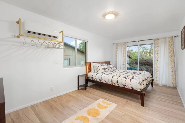 BEDROOM image 1