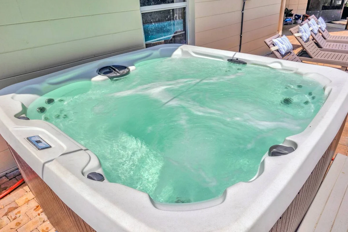 2 Homes - 4 MN to Madiera BCH - Hottub - HTD Pool #7