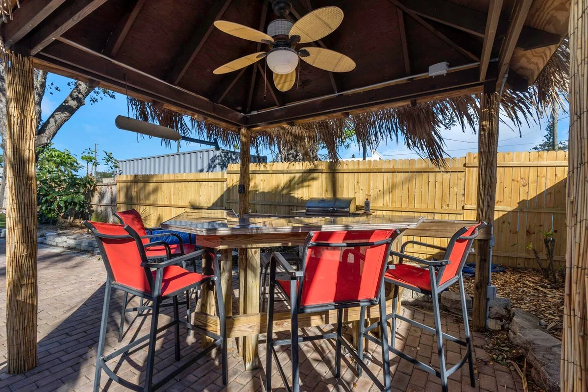 2 Homes - 4 MN to Madiera BCH - Hottub - HTD Pool #15
